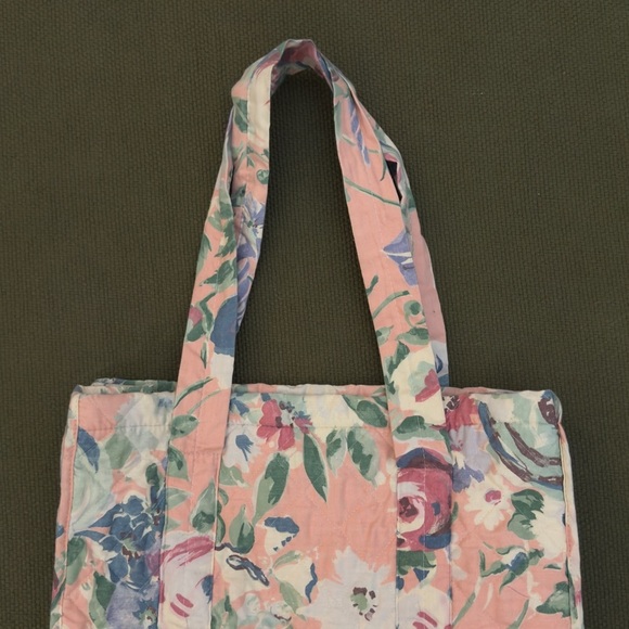 Vintage Quilted Floral Tote Bag - Picture 10 of 16
